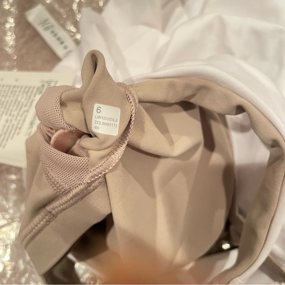 NWT Lululemon Align Tank White Size 6 - Picture 6 of 10